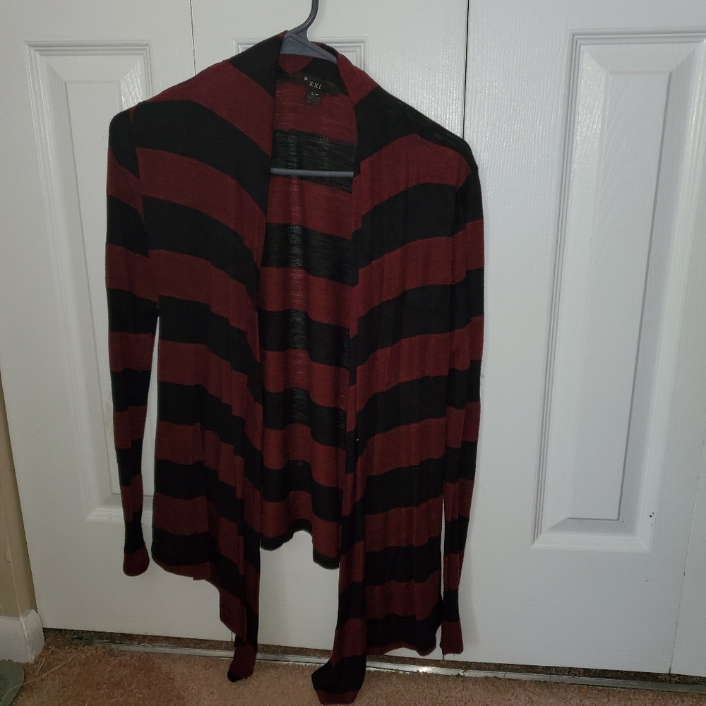 Maroon and back striped cardigan